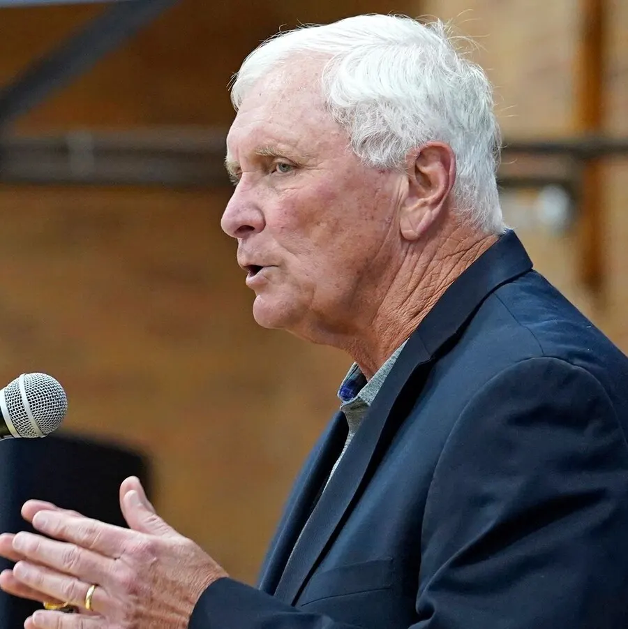 Coach Bob Hurley